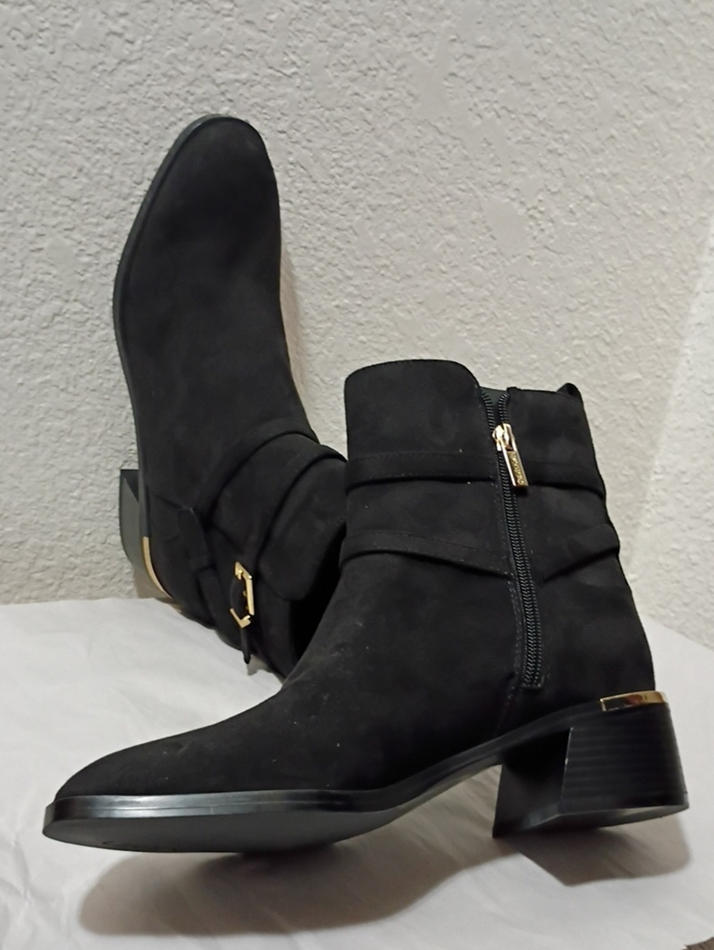 NWOB Calvin Klein Black suede Jasen 2 Buckle Strap Booties with Size 8.5 M - Picture 7 of 15